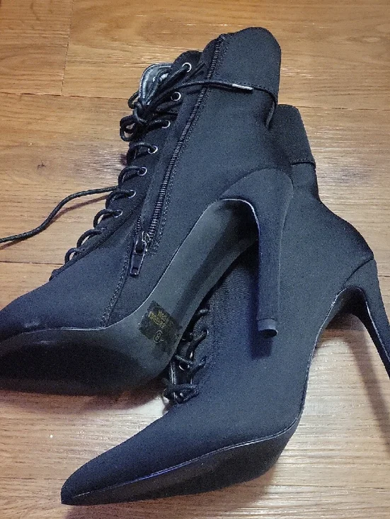 Women's Black Lace-Up High Heel Ankle Boots - Picture 4 of 5